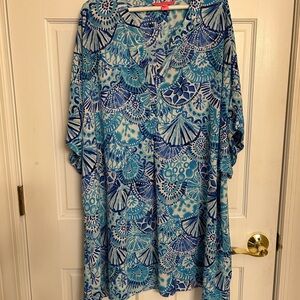 Lilly Pulitzer blue patterned swim coverup / lounge dress
